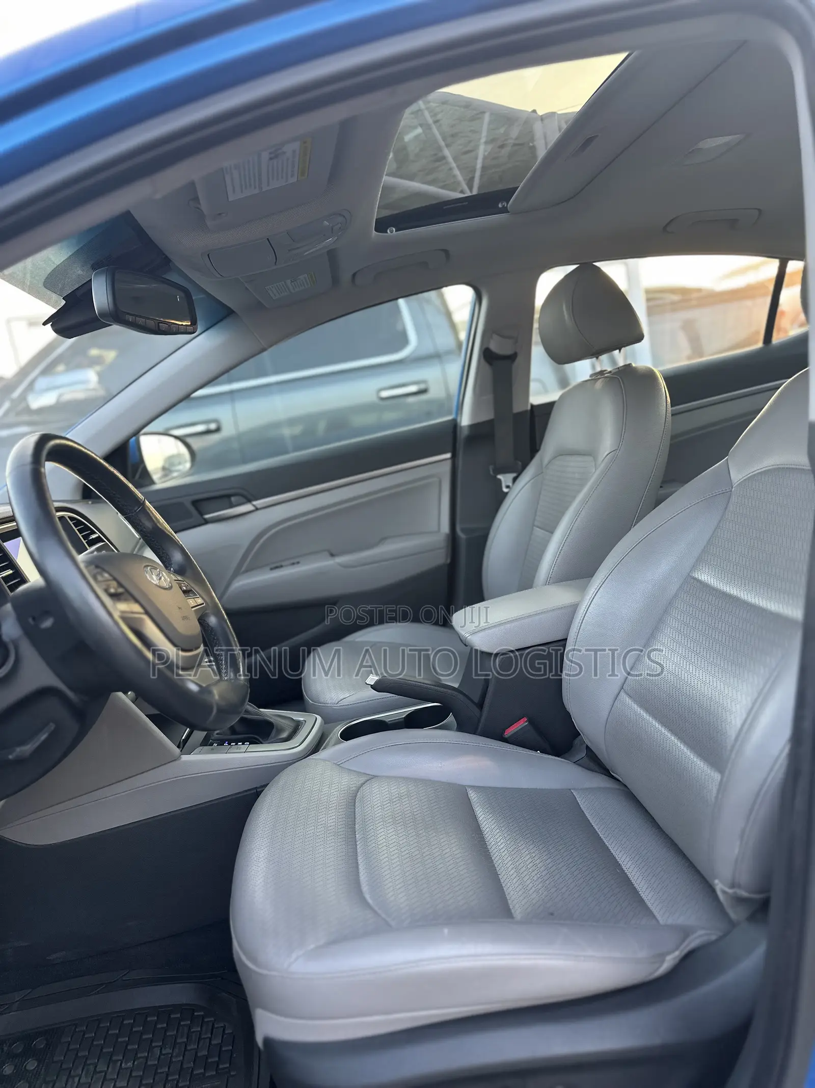Hyundai Elantra Limited Sedan FWD (2.0L 4cyl 6A) 2017 Blue