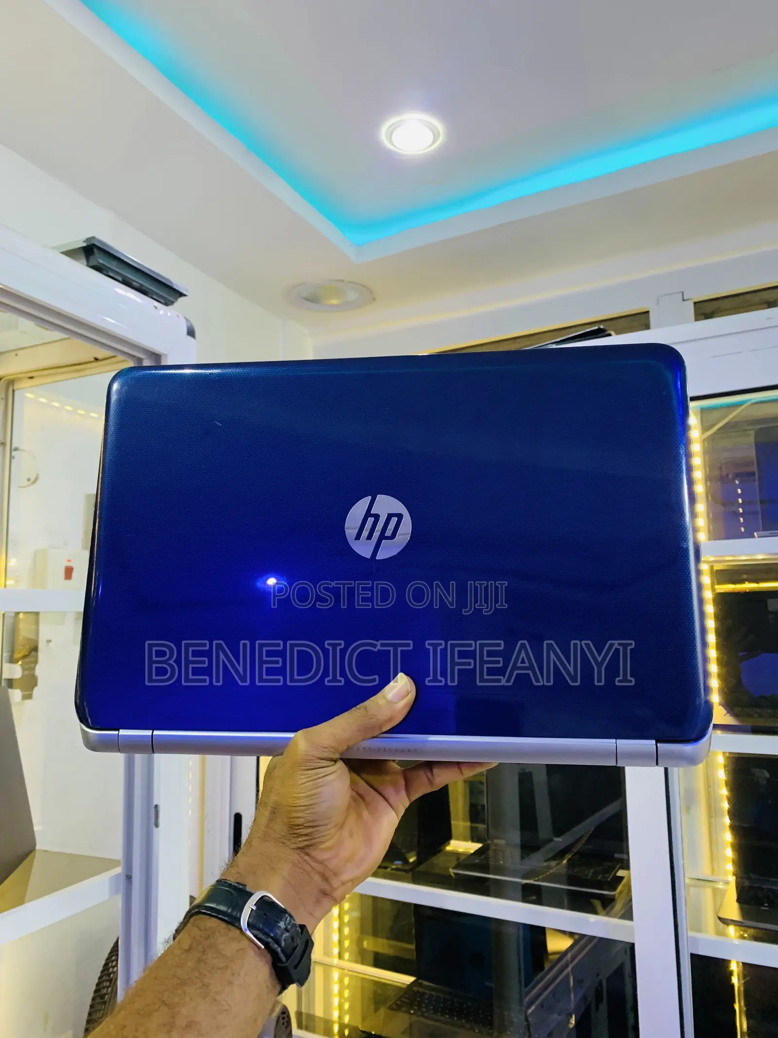Laptop HP Pavilion 15 8GB Intel Core i3 HDD 1T