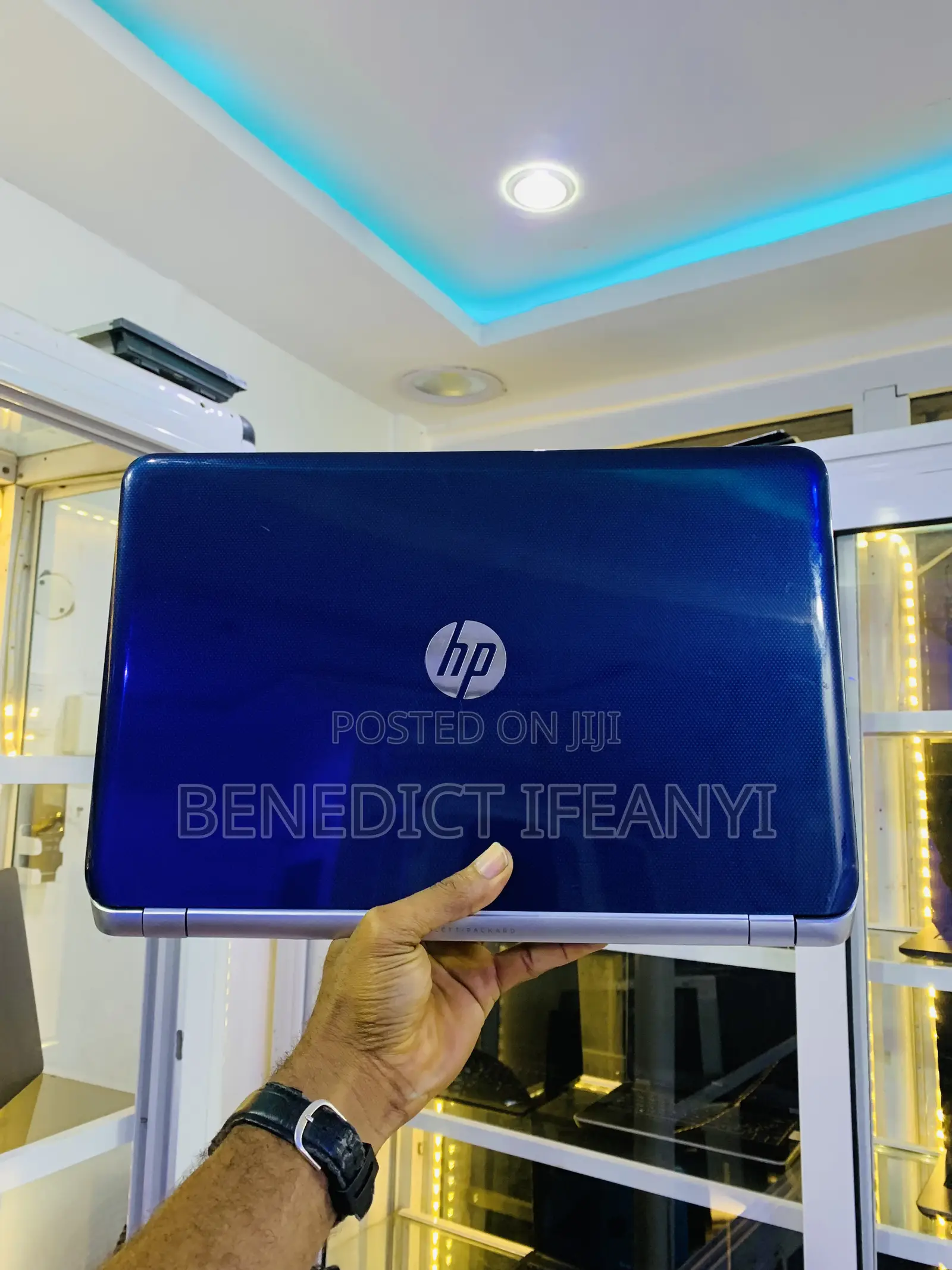Laptop HP Pavilion 15 8GB Intel Core i3 HDD 1T