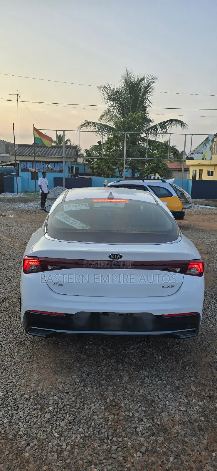 Kia K5 LXS 2022 White