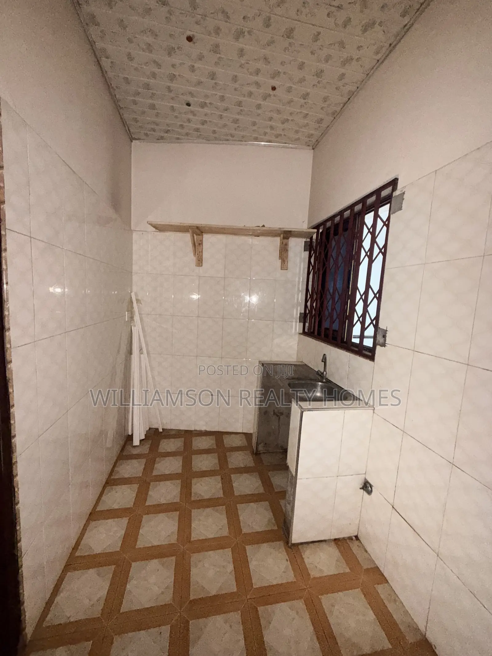 1bdrm Apartment in Hfc Estate Area, Spintex for rent