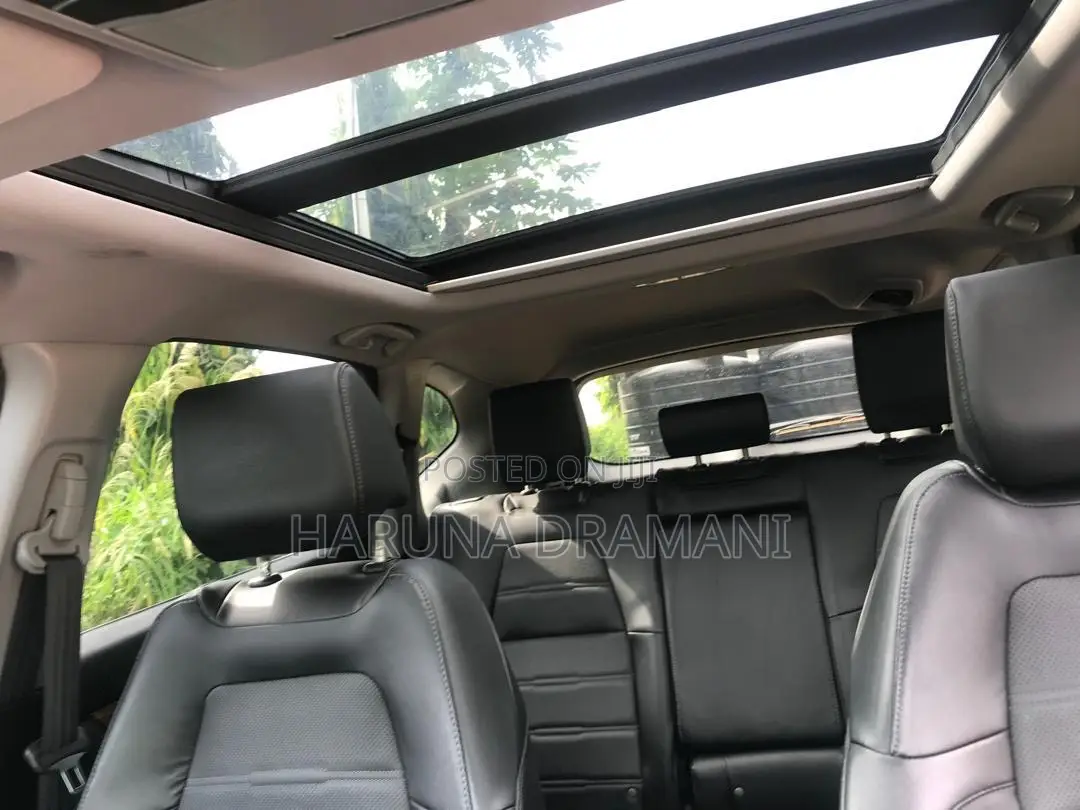 Honda CR-V Touring AWD 2018 Silver
