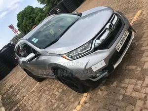 Honda CR-V Touring AWD 2018 Silver