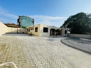 4bdrm House in Franjie Realty, East Legon for rent
