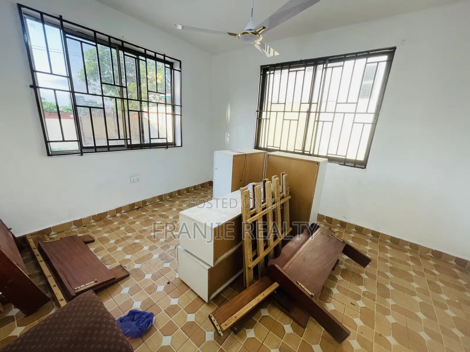 4bdrm House in Franjie Realty, East Legon for rent