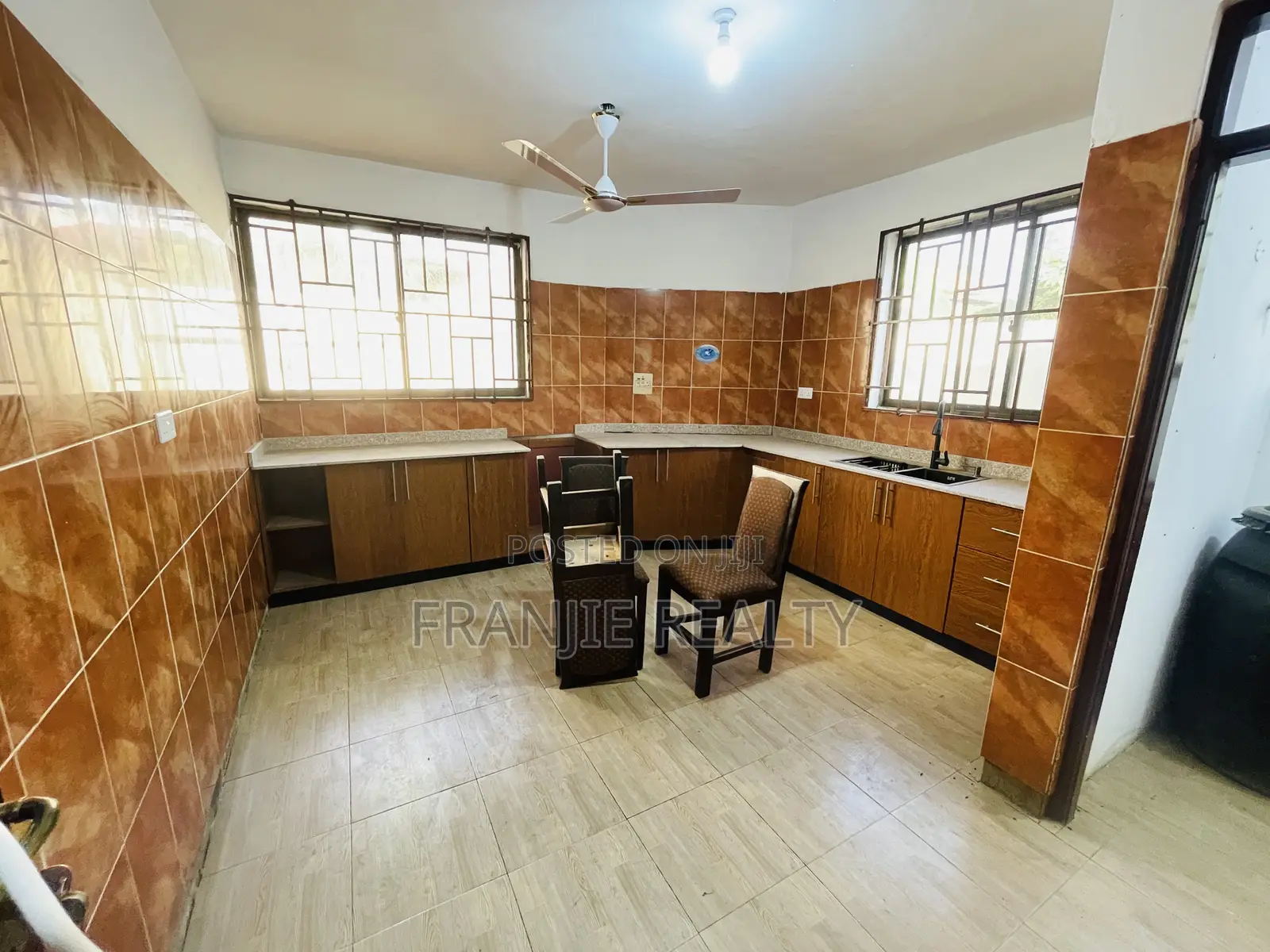 4bdrm House in Franjie Realty, East Legon for rent