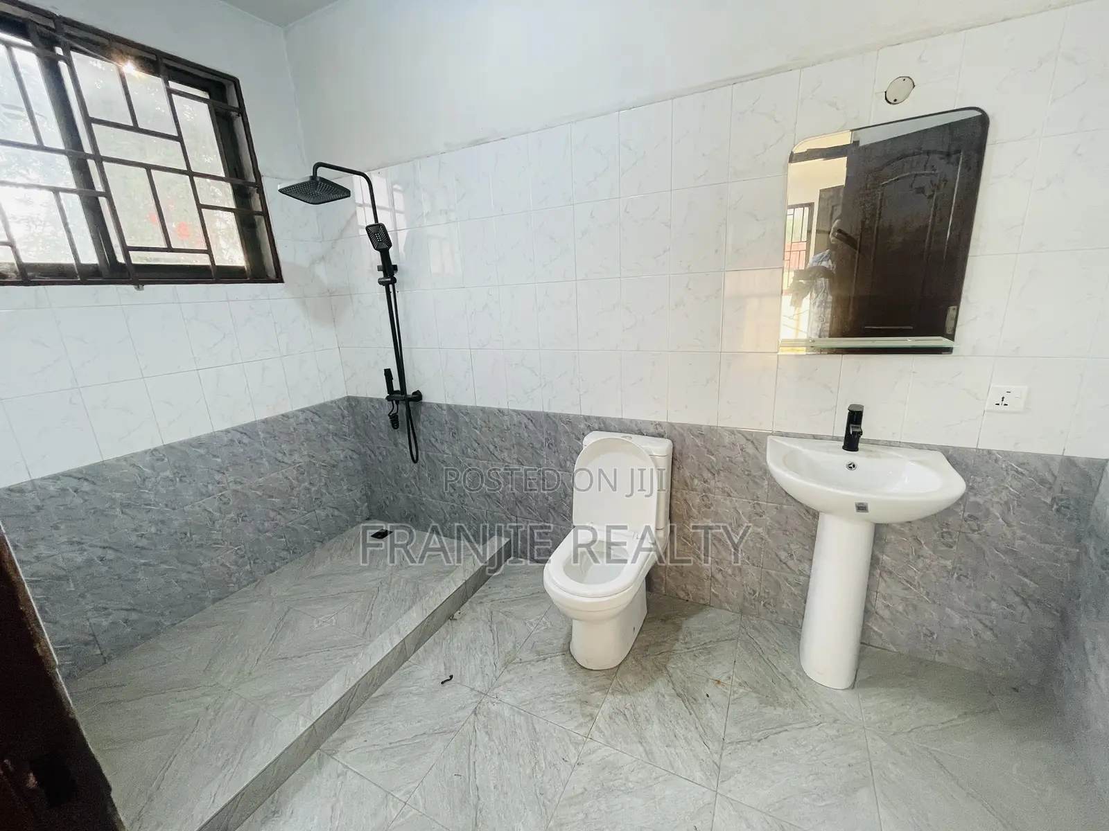 4bdrm House in Franjie Realty, East Legon for rent