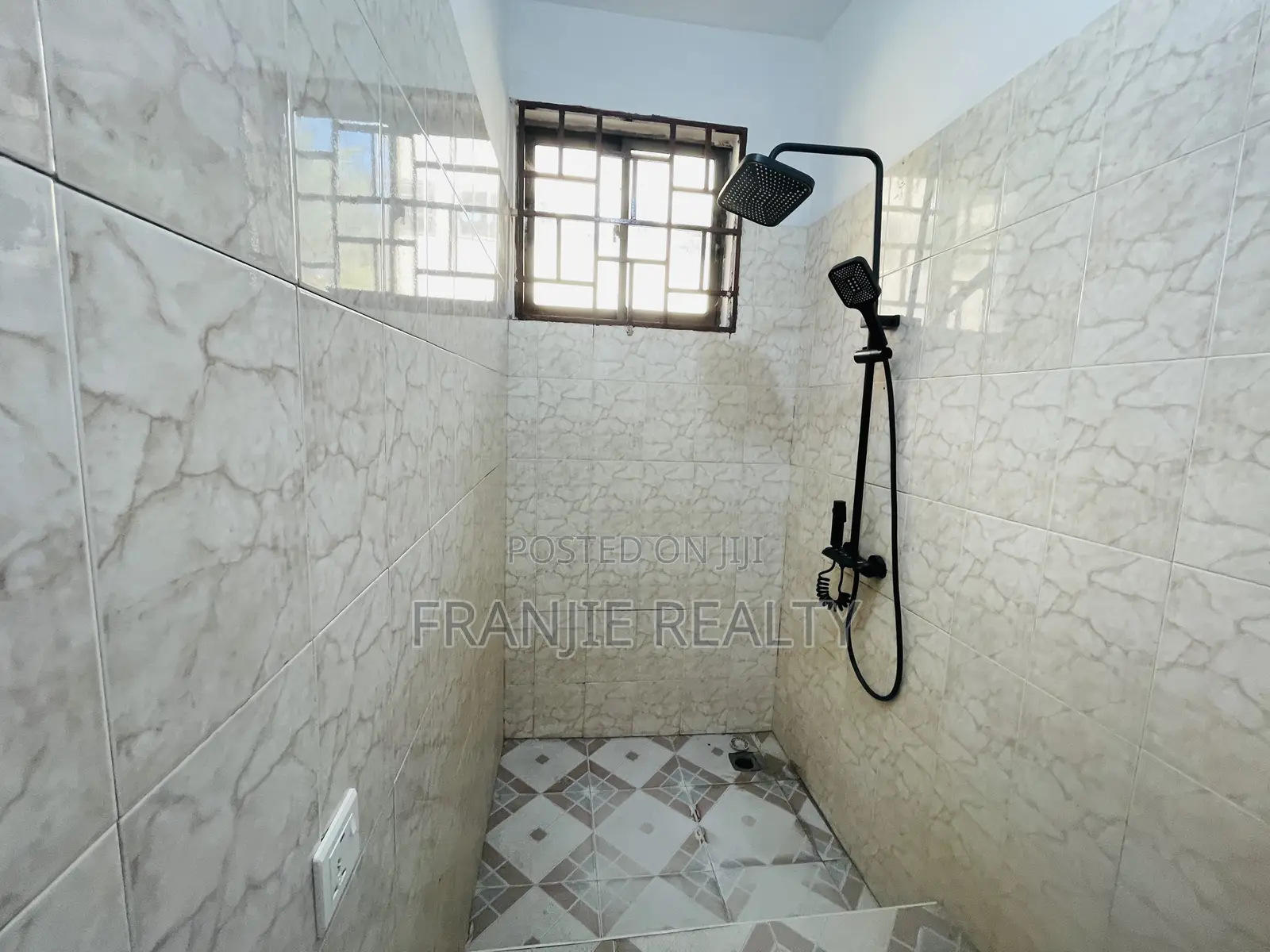 4bdrm House in Franjie Realty, East Legon for rent