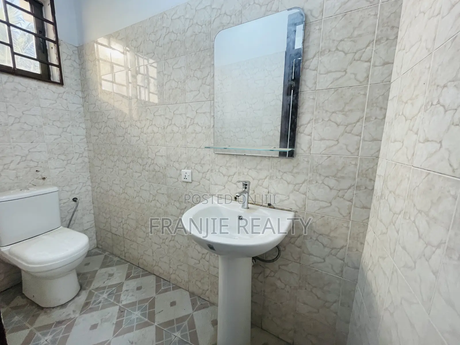 4bdrm House in Franjie Realty, East Legon for rent