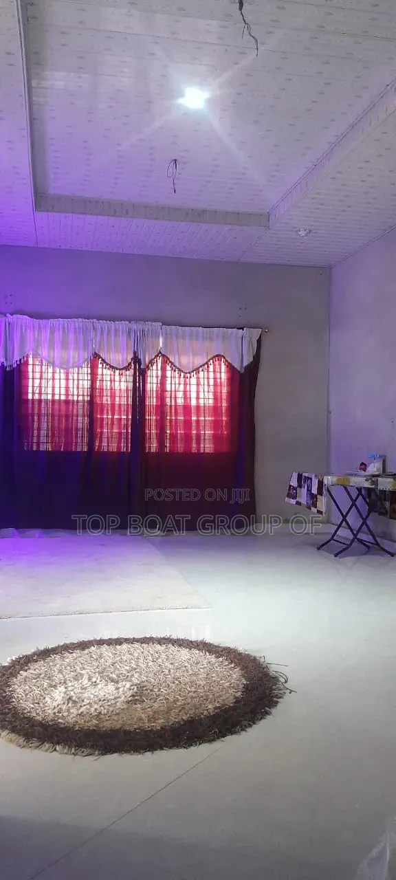 4bdrm House in Top-Boat Estate, Kumasi Metropolitan for sale