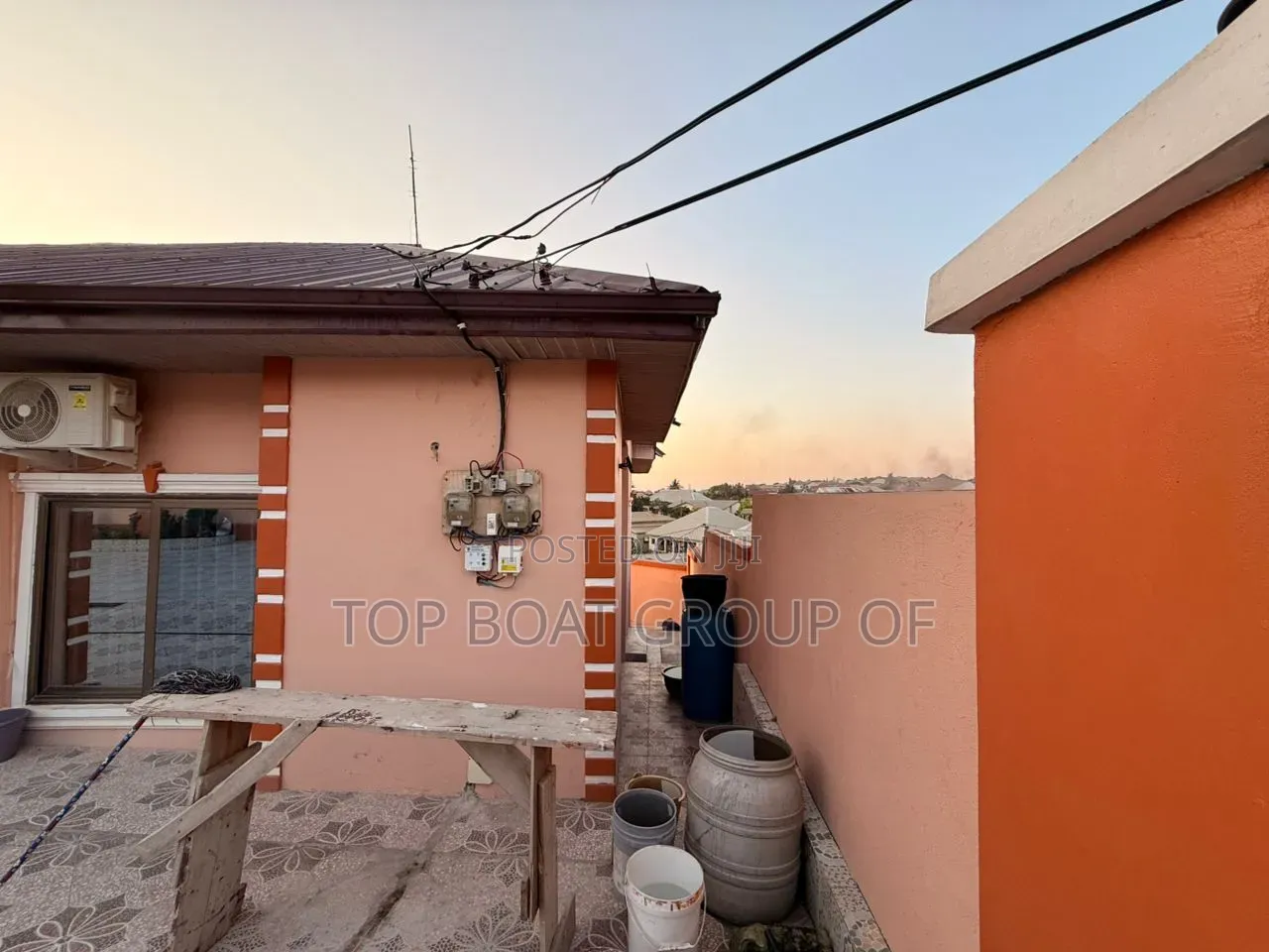 5bdrm House in Top-Boat Estate, Kumasi Metropolitan for sale