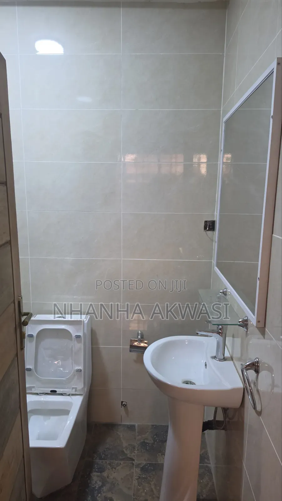 3bdrm House in Community 20, Sakumono for rent