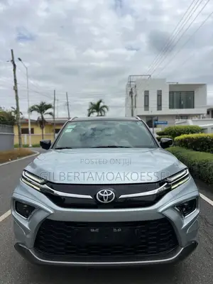 Toyota Urban Cruiser 2024 Silver