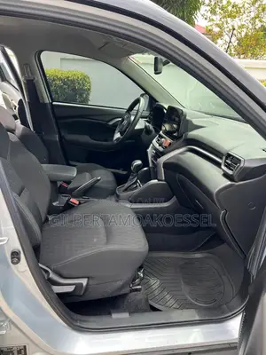 Toyota Urban Cruiser 2024 Silver