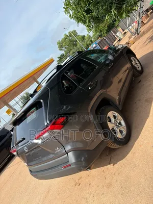 Toyota RAV4 LE AWD 2020 Gray