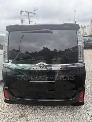 Toyota Voxy 2015 Black
