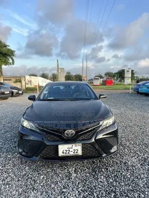 Toyota Camry SE FWD (2.5L 4cyl 8AM) 2018 Black