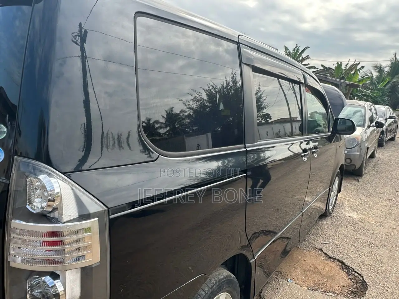 Toyota Voxy 2009 Black