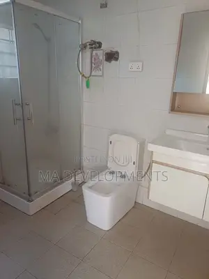 4bdrm House in Made Realty, Dome for rent