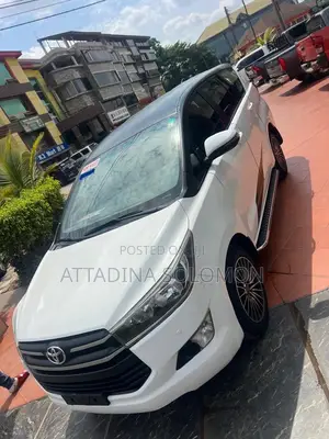 Toyota Innova 2020 White