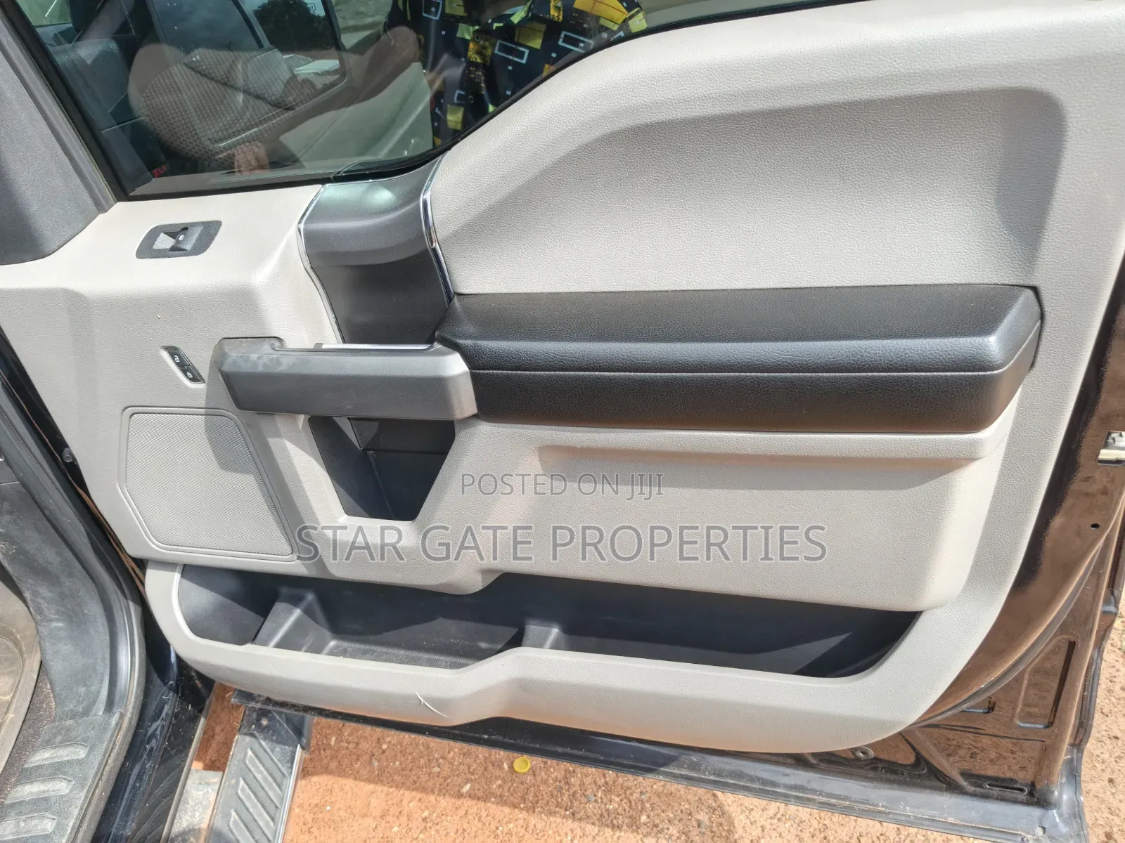 Ford F-150 2018 Black