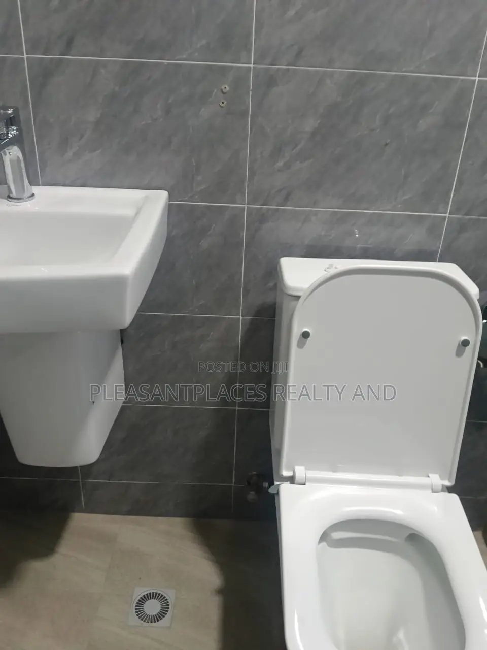 2bdrm Apartment in Pleasantplaces And, Oyarifa for rent