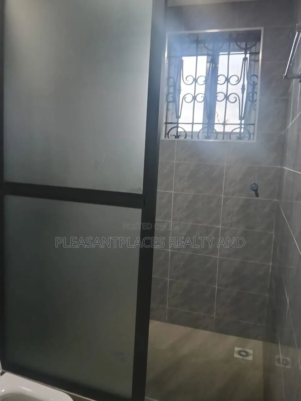 2bdrm Apartment in Pleasantplaces And, Oyarifa for rent