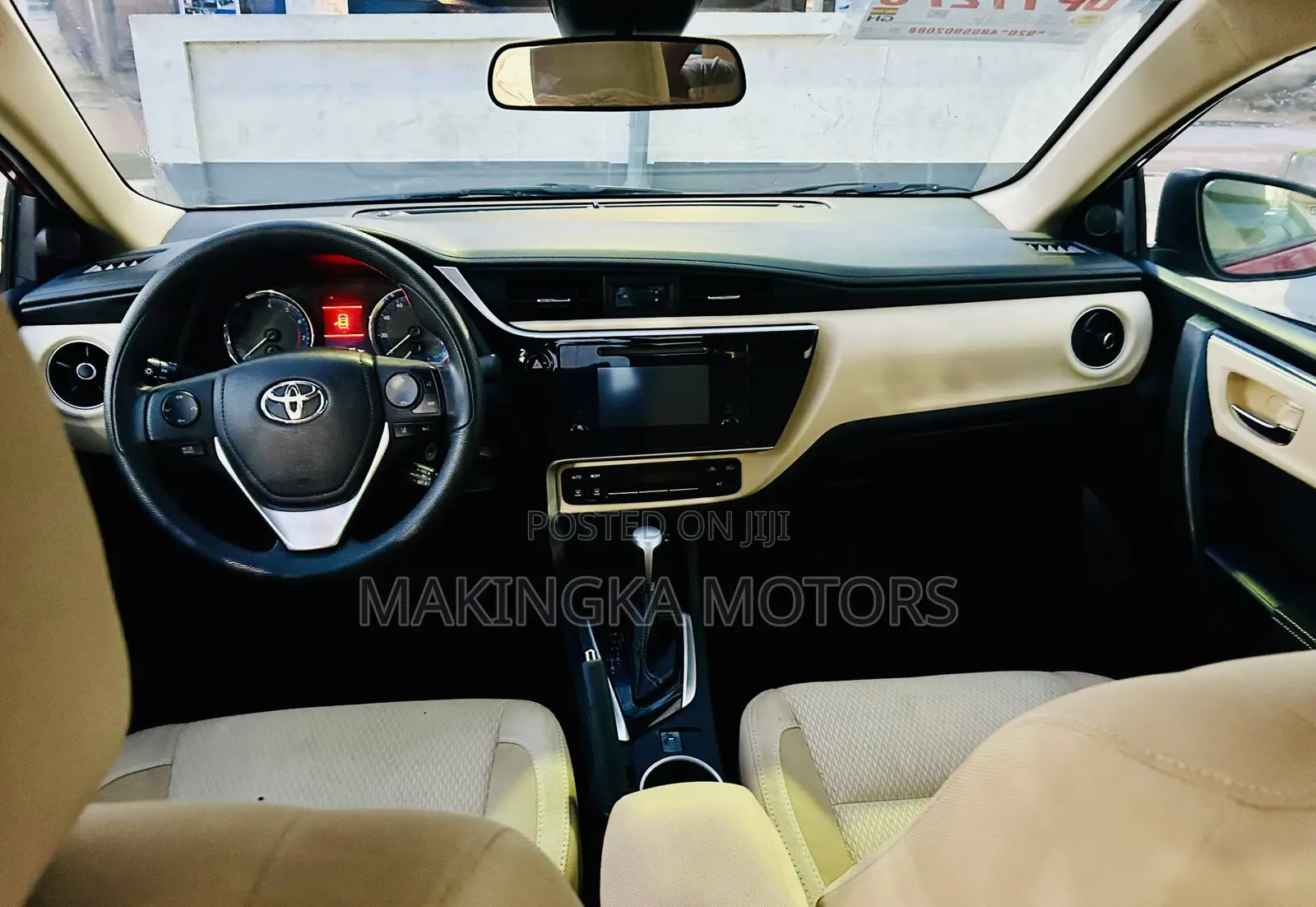 Toyota Corolla LE (1.8L 4cyl 2A) 2019 Red
