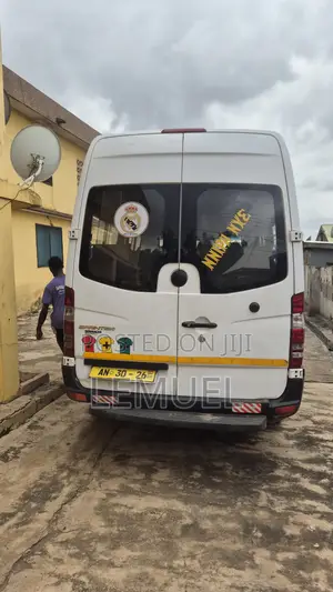 New Mercedes-Benz Sprinter 2019 White