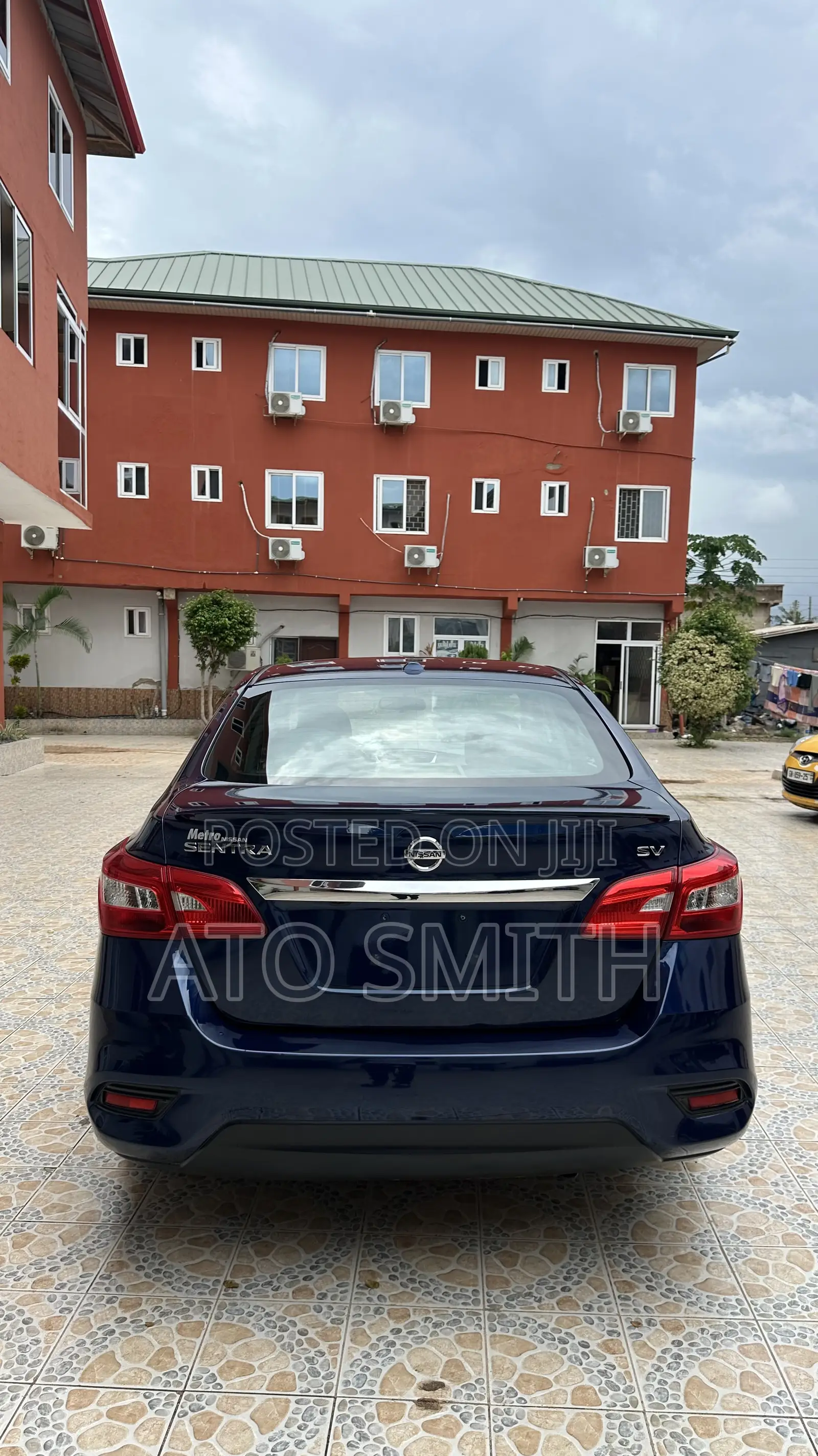 Nissan Sentra 2018 Blue