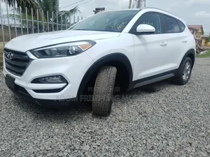 Hyundai Tucson 2017 White