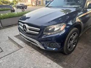 Mercedes-Benz GLC-Class 2017 Blue