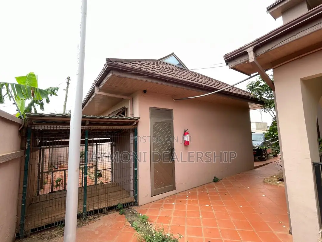 Furnished 4bdrm Mansion in Nagies Angle School, Kumasi Metropolitan