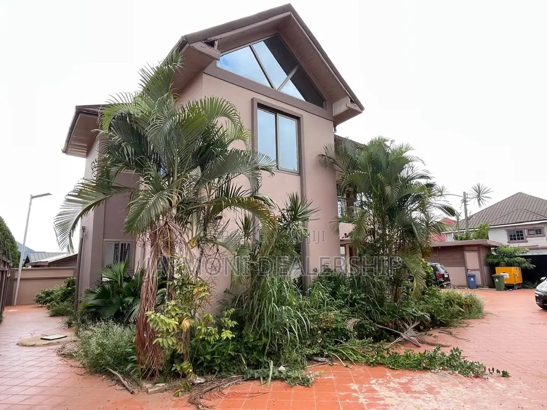 Furnished 4bdrm Mansion in Nagies Angle School, Kumasi Metropolitan