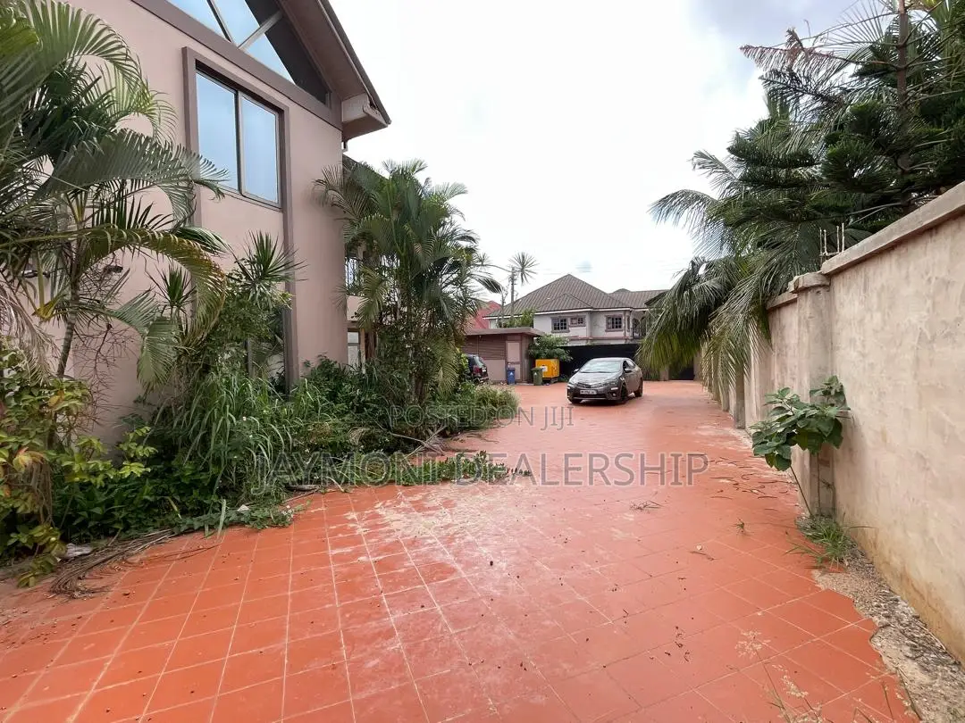 Furnished 4bdrm Mansion in Nagies Angle School, Kumasi Metropolitan