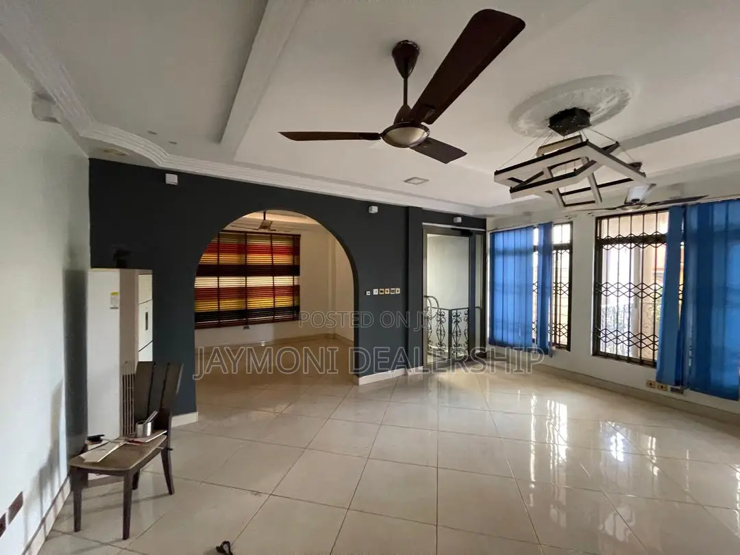 Furnished 4bdrm Mansion in Nagies Angle School, Kumasi Metropolitan