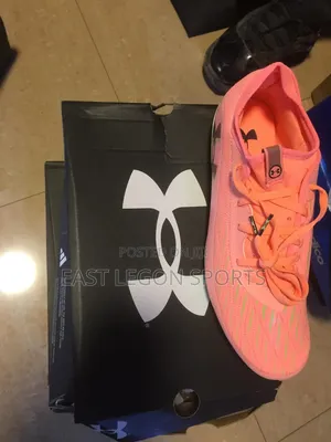 Under Armour Magnetico Football Boots Original 42 43