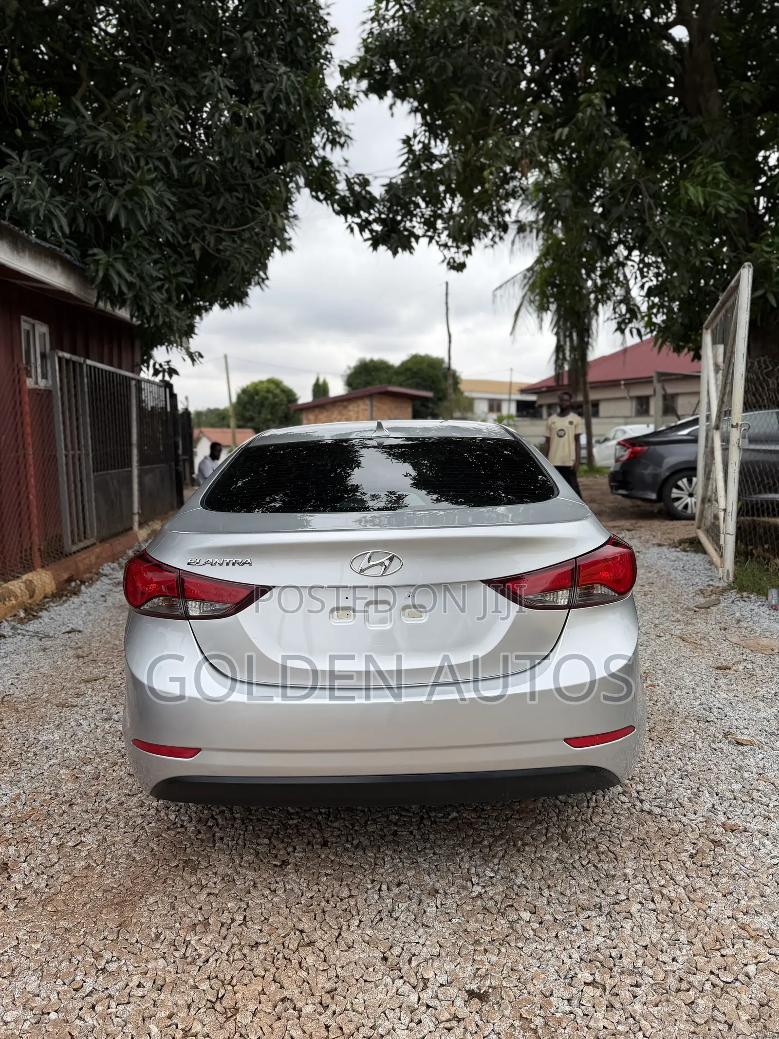 Hyundai Elantra SE 4dr Sedan (1.8L 4cyl 6A) 2015 Silver
