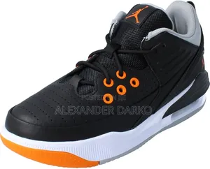 Nike Jordan Max Aura 5