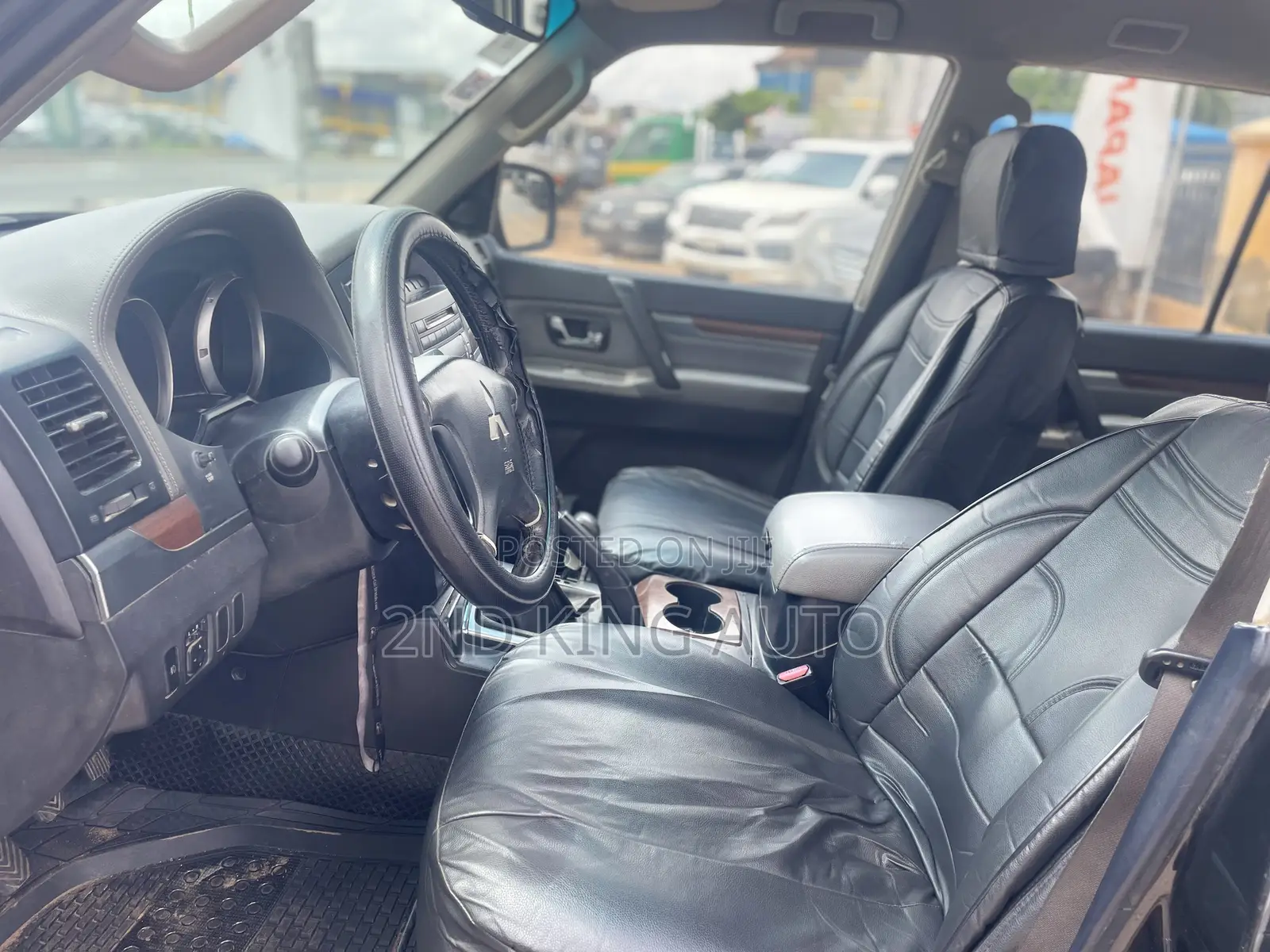 Mitsubishi Pajero 3.0 2010 Black