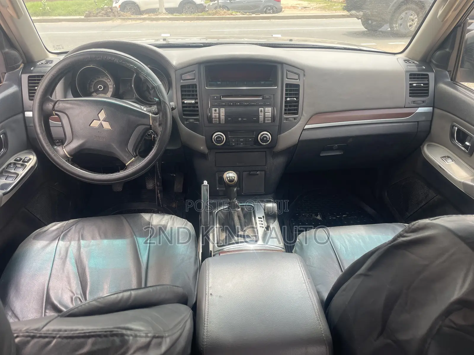 Mitsubishi Pajero 3.0 2010 Black