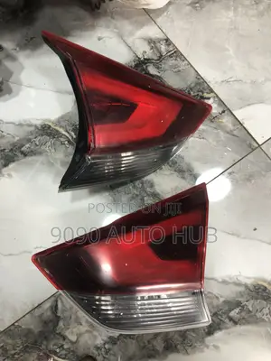 2016 Nissan Rogue Bootlight