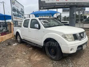 Nissan Navara 2014 White