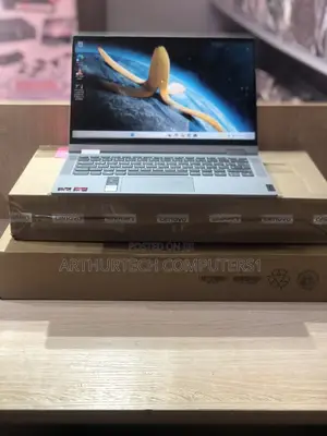 Laptop Lenovo G780 4GB AMD Ryzen 3 SSD 128GB