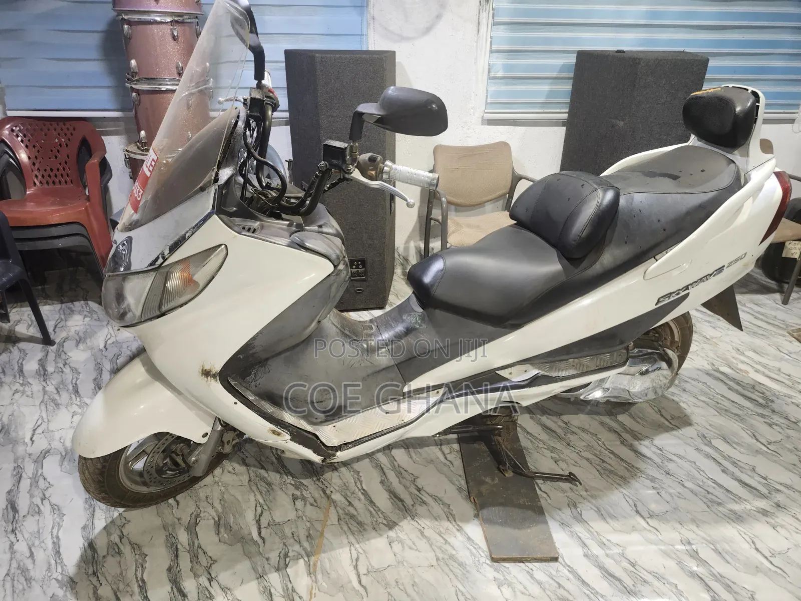Suzuki 2007 White