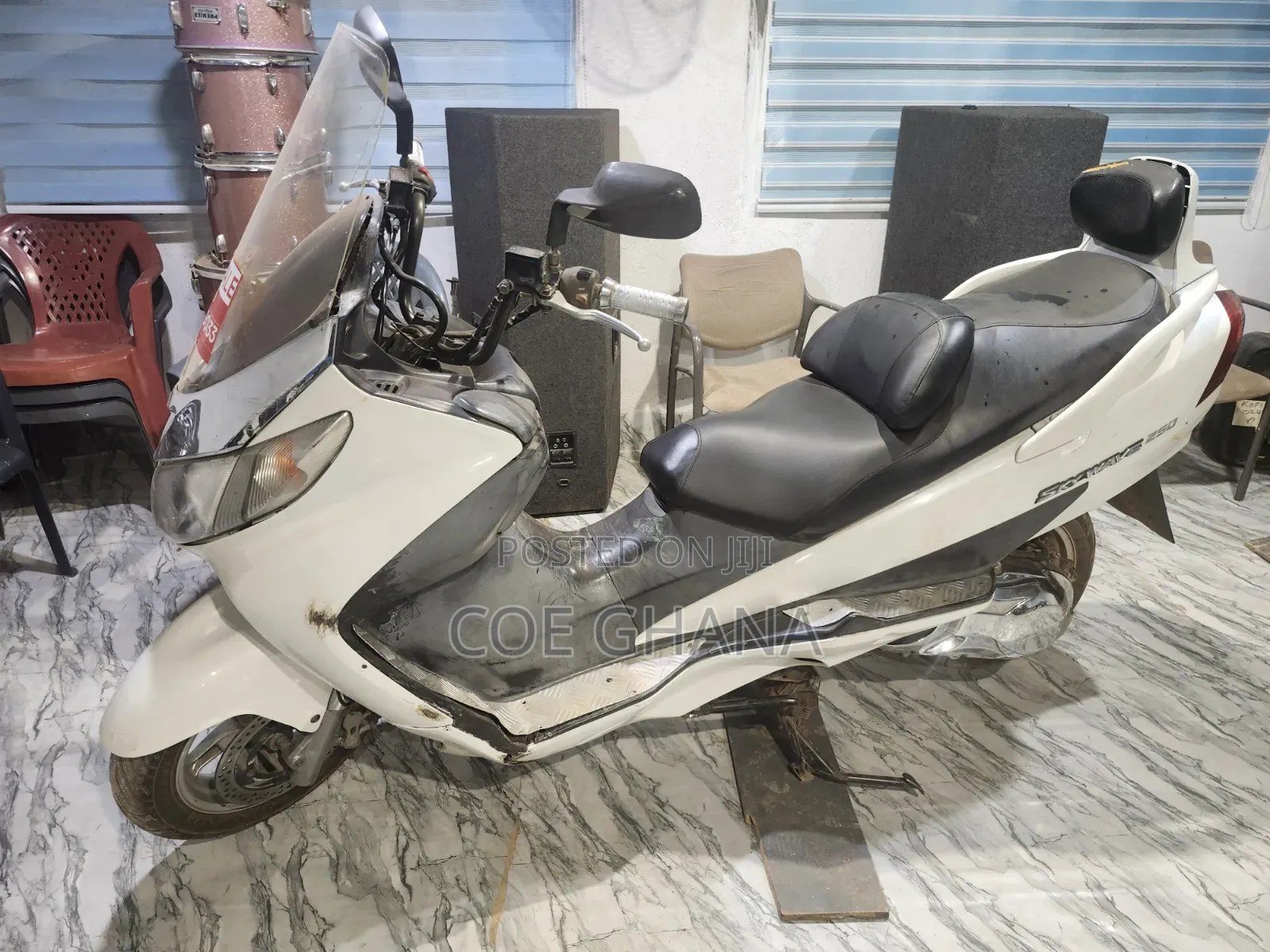 Suzuki 2007 White
