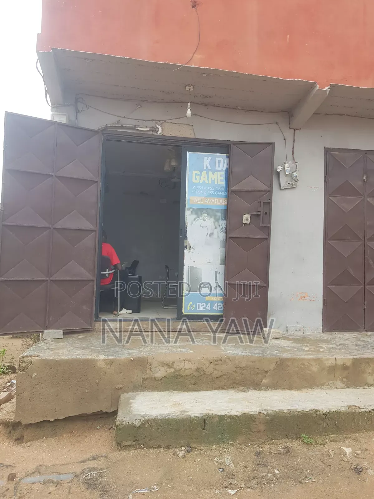 Store for Rent at Ablekuma Around Boko Boko Area