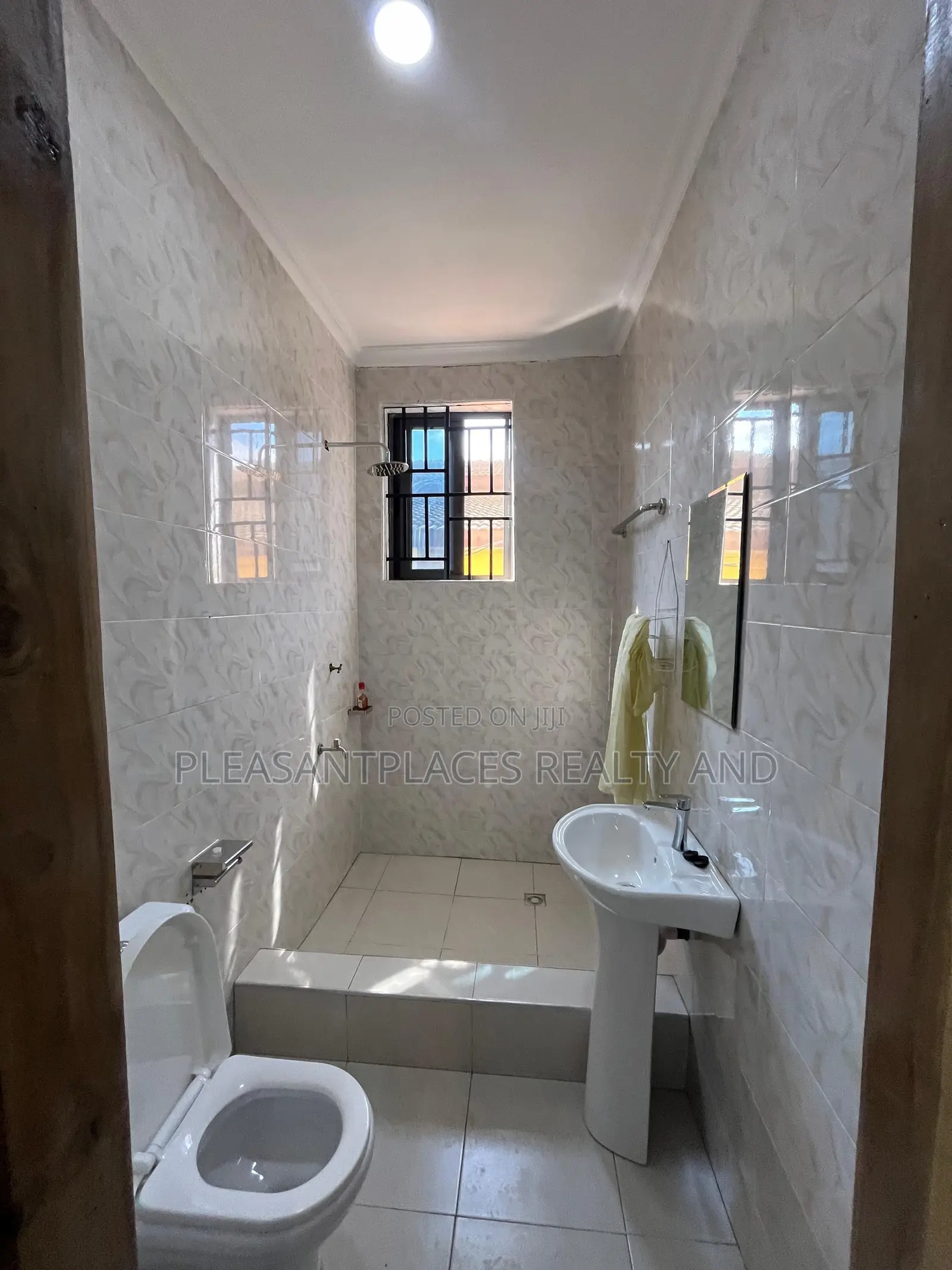 2bdrm Apartment in Pleasantplaces And, Adjiriganor for rent