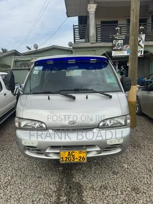 Hyundai H200 2007 Silver