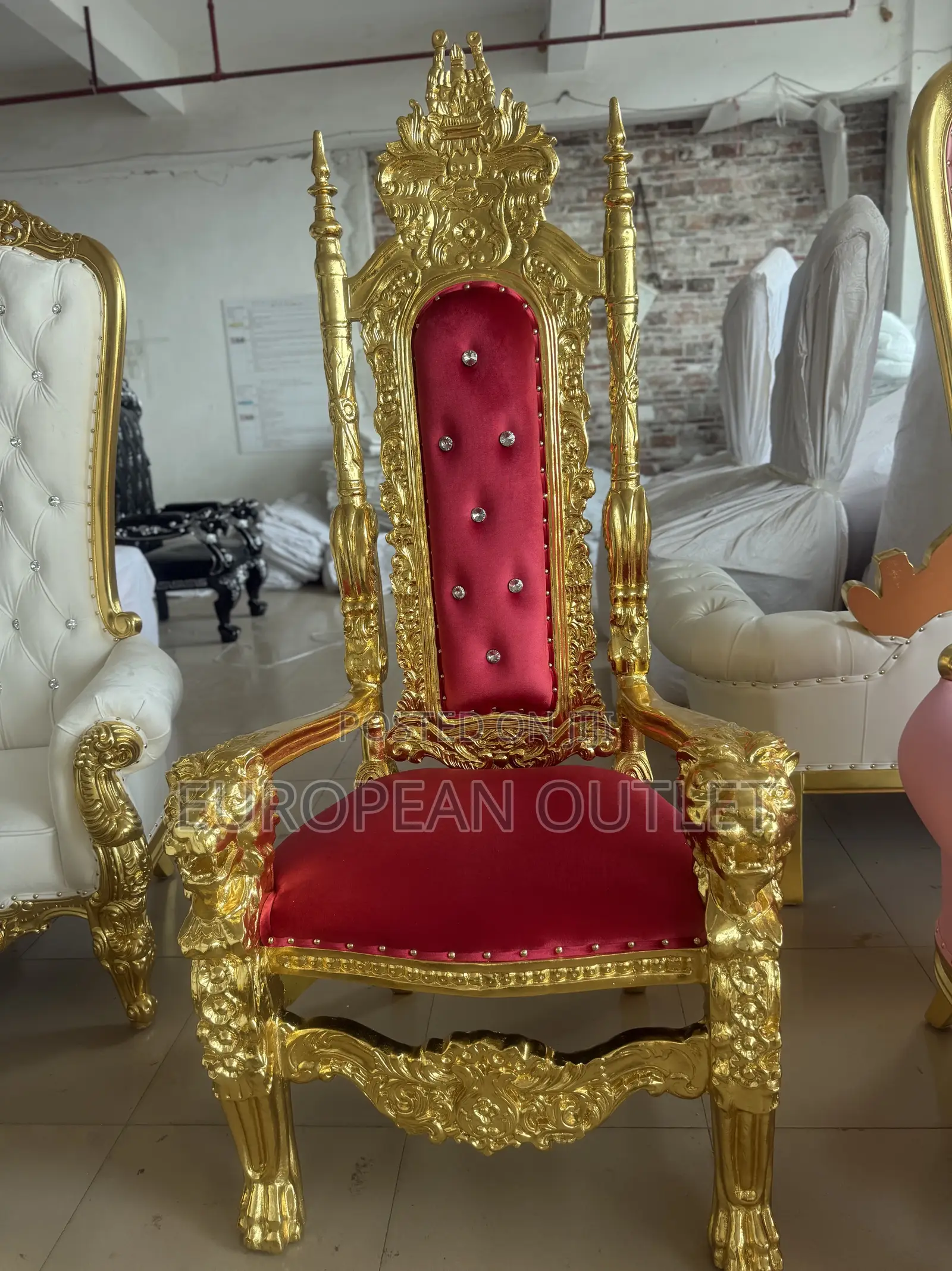 Royal Throne Chairs
